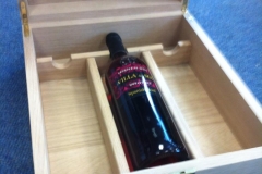 Solid-oak-wine-box.